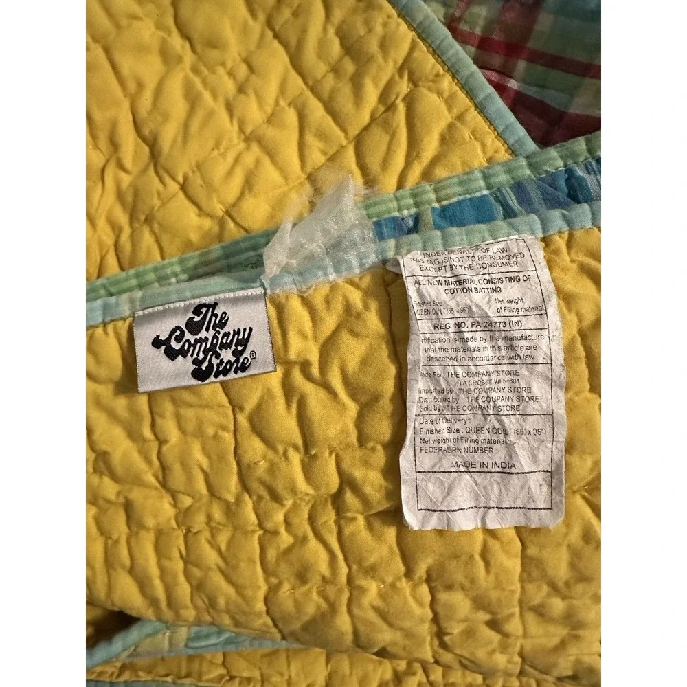 The Company Store Patchwork Quilt Pillow Shams Throw Pillow Set Needs Repair‎